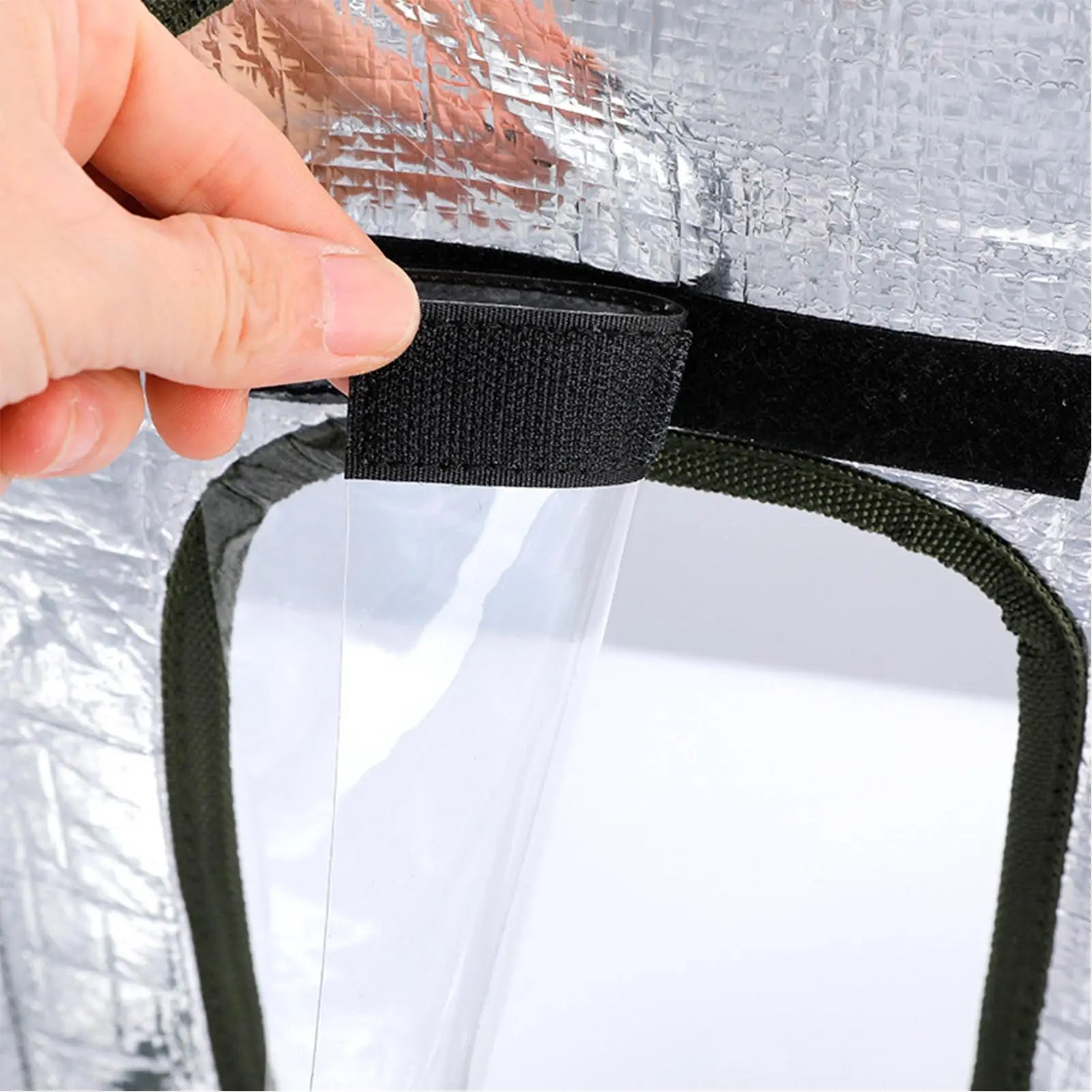 Winter Cat House Outdoor Feral Cats Dogs House Weatherproof Temporary Shelter For Camping Backyard Patio Balcony pets supplies